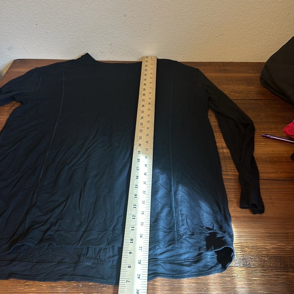 Lululemon long sleeve - Picture 6 of 6